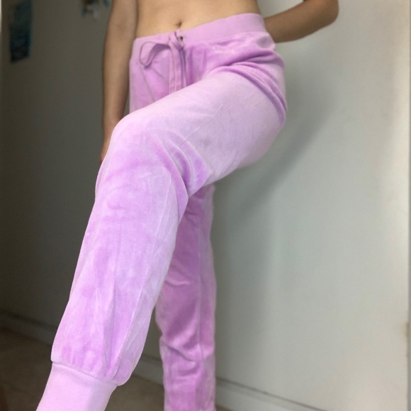 Juicy couture purple velour joggers - Picture 4 of 7